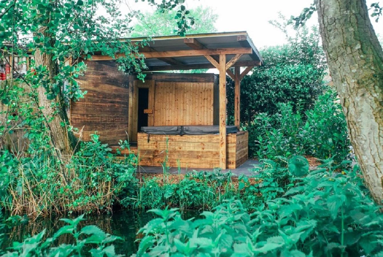 Bohemian Experience Wellness, Jacuzzi, Sauna, Bbq, Garden, Sleeps 14 Kockengen Buitenkant foto