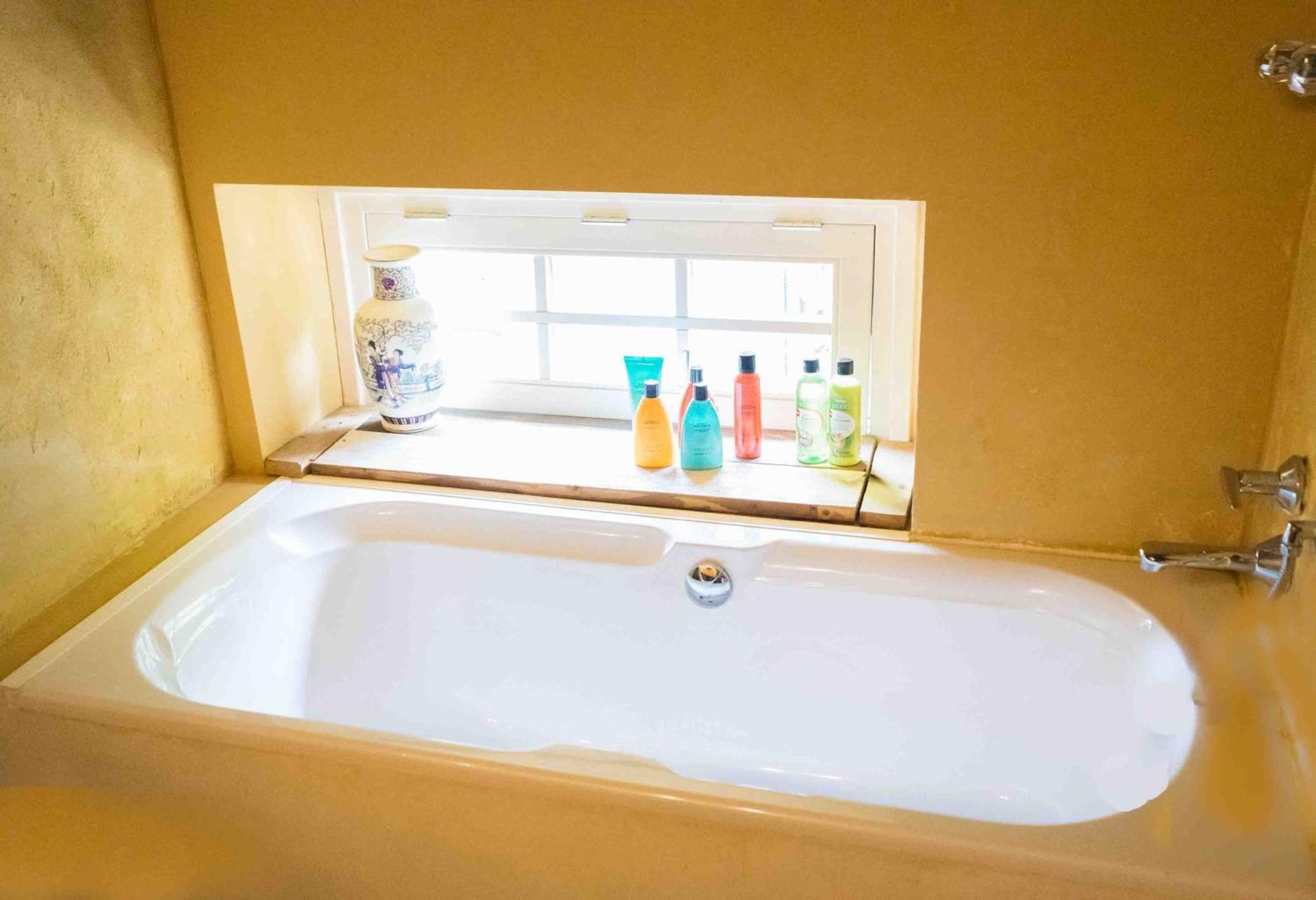Bohemian Experience Wellness, Jacuzzi, Sauna, Bbq, Garden, Sleeps 14 Kockengen Buitenkant foto